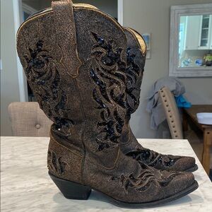 Corral Brown and Black Heeled Boots with Intricate Embroidery